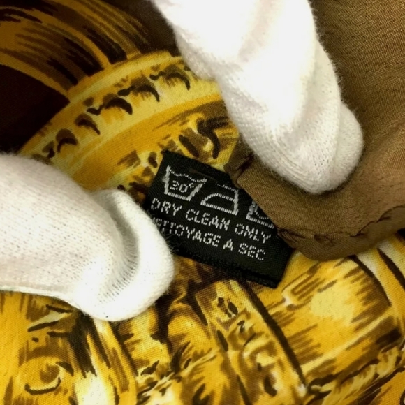 AUTHENTIC  CHANEL CC LOGO CHAIN SILK SCARF /A1092 - Picture 7 of 11